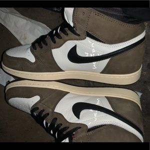 Jordan 1 high og Travis Scott